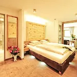 Salnerhof Superior Lifestyle 4*