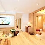 Ξενοδοχείο Salnerhof Superior Lifestyle 4*