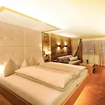 Hotell Salnerhof Superior Lifestyle