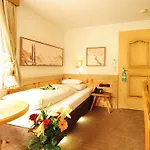 Salnerhof Superior Lifestyle Hotell 4*