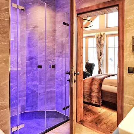 Hotell Salnerhof Superior Lifestyle 4*