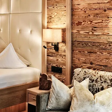 Salnerhof Superior Lifestyle Hotel 4*