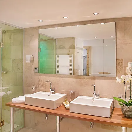 Hotel Salnerhof Superior Lifestyle 4*