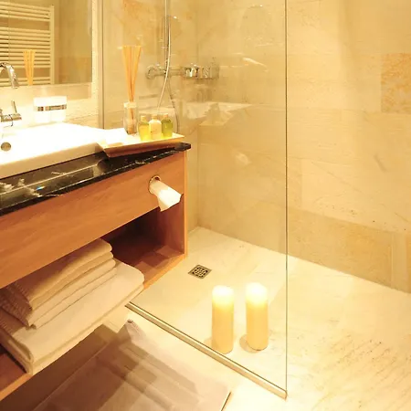 Hotell Salnerhof Superior Lifestyle