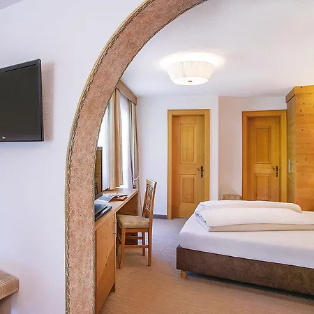 Salnerhof Superior Lifestyle Hotell 4*