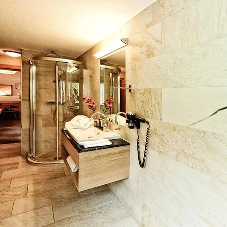 Salnerhof Superior Lifestyle 4*