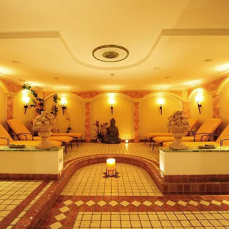 Hotell Salnerhof Superior Lifestyle 4*