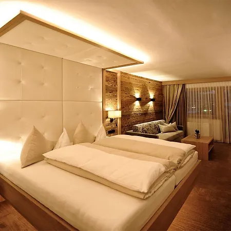 Hotel Salnerhof 4*